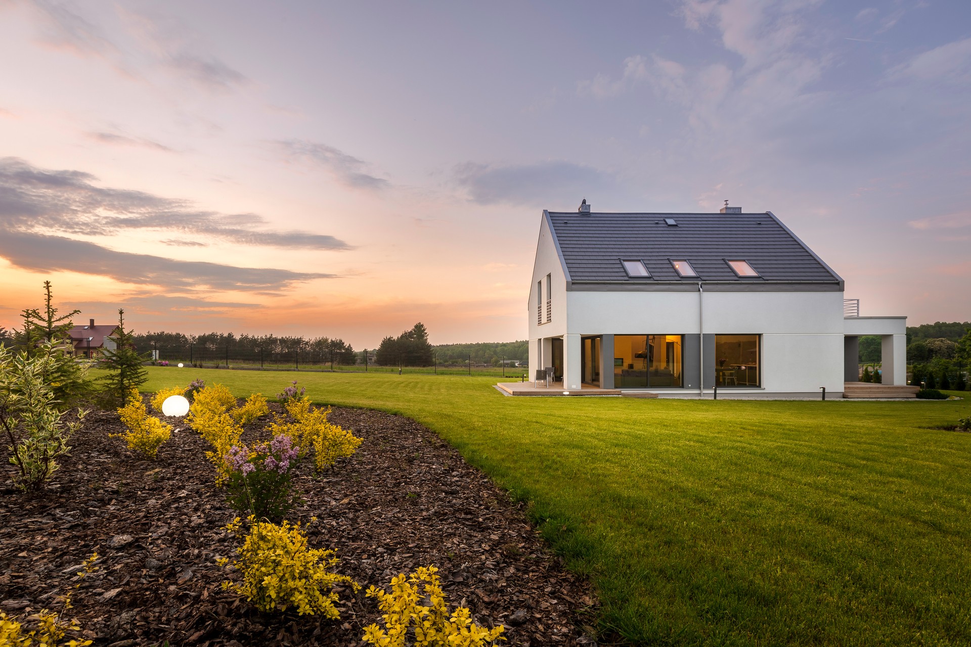 Beautiful home with amazing landscape